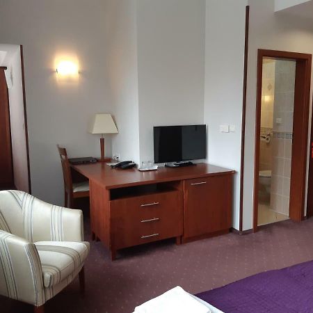 Hotel Park Avenue **** Piest'any Dış mekan fotoğraf