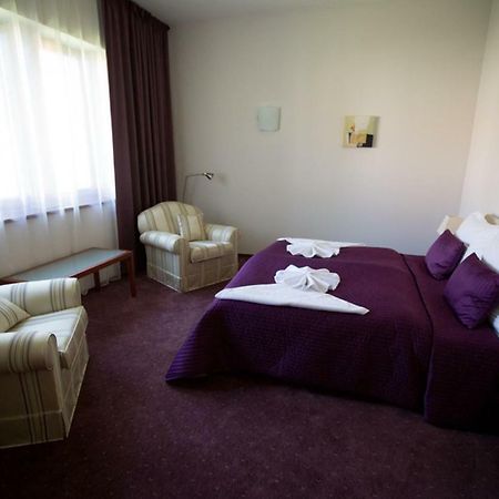 Hotel Park Avenue **** Piest'any Dış mekan fotoğraf
