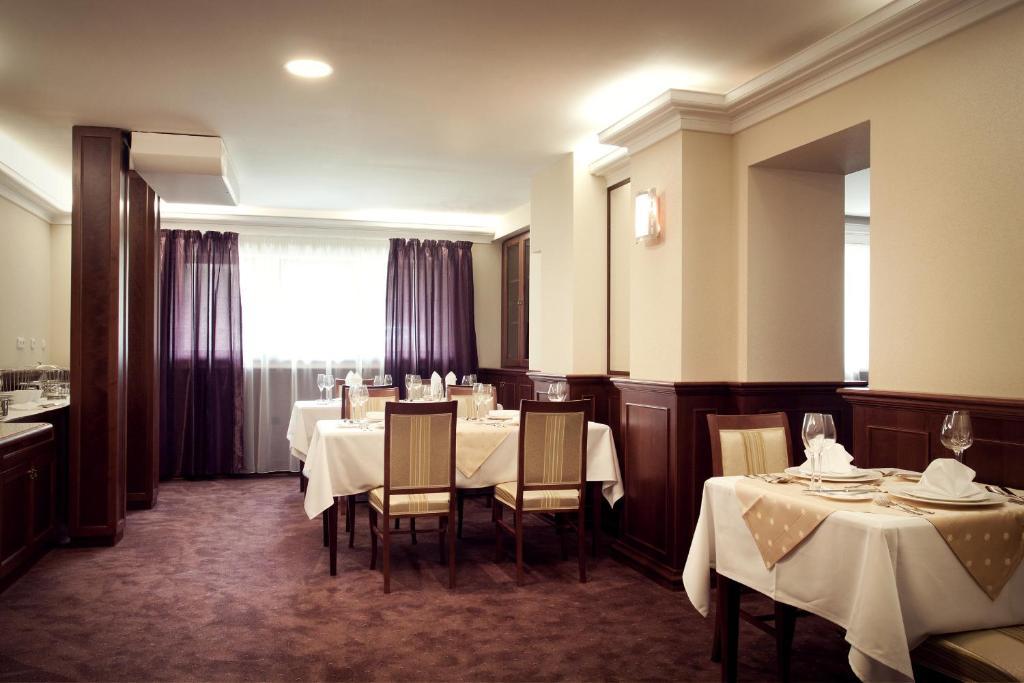 Hotel Park Avenue **** Piest'any Dış mekan fotoğraf