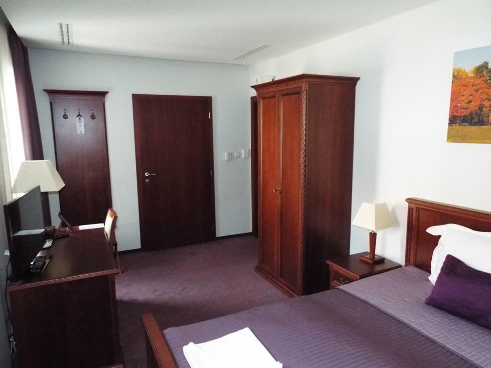 Hotel Park Avenue **** Piest'any Dış mekan fotoğraf