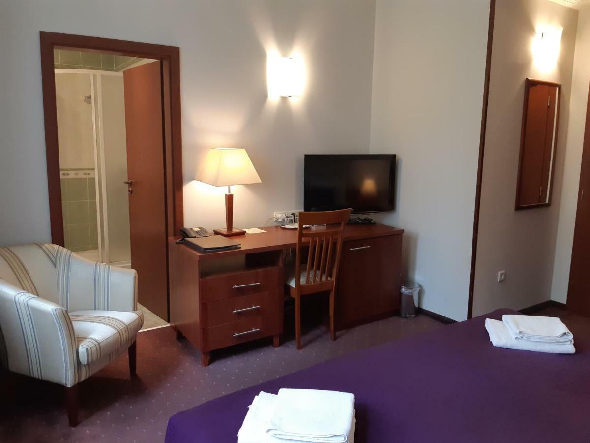 Hotel Park Avenue **** Piest'any Dış mekan fotoğraf